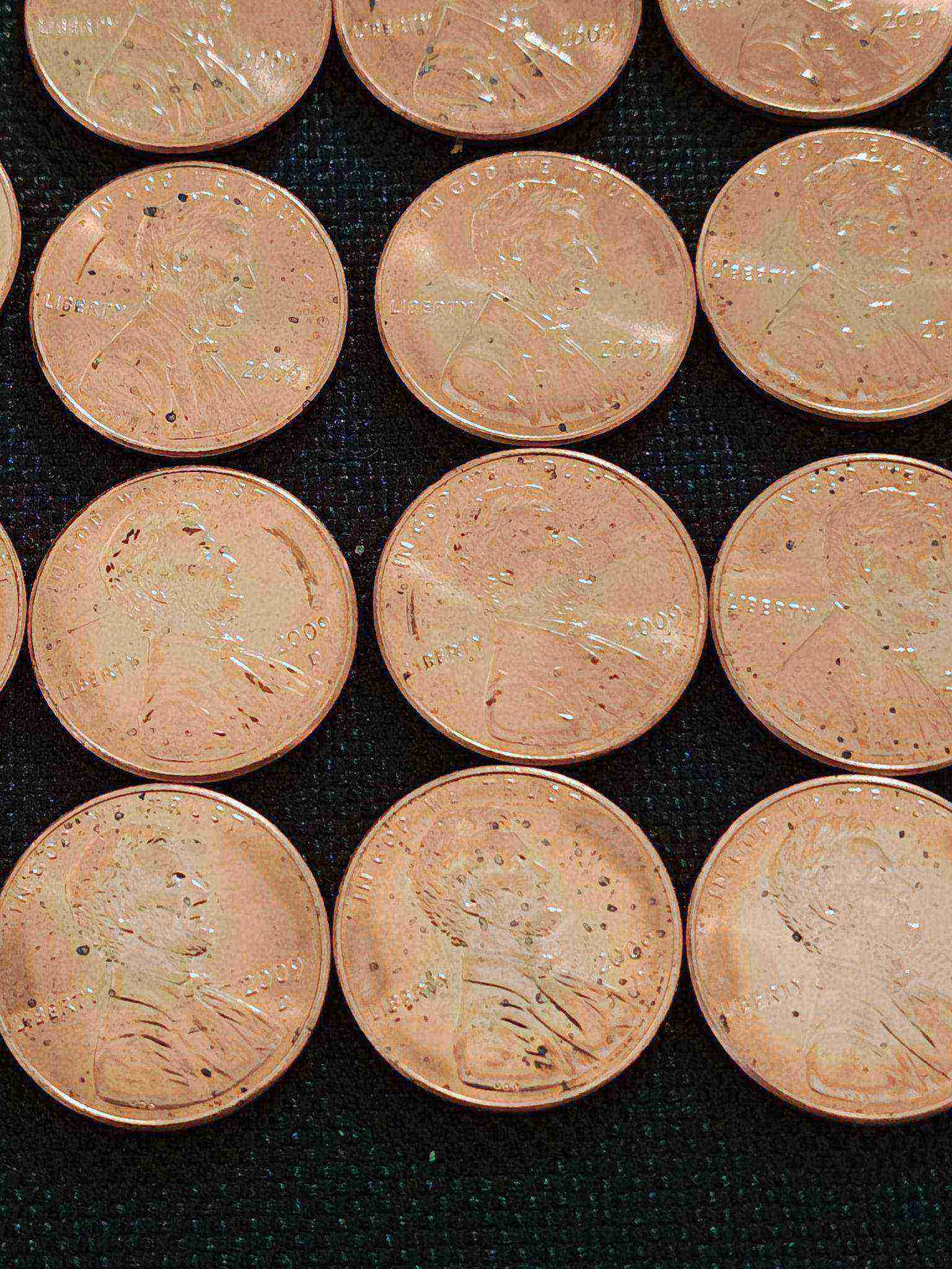 Carbon-Spots-Inside-Mint-Unc-Coin-Rolls